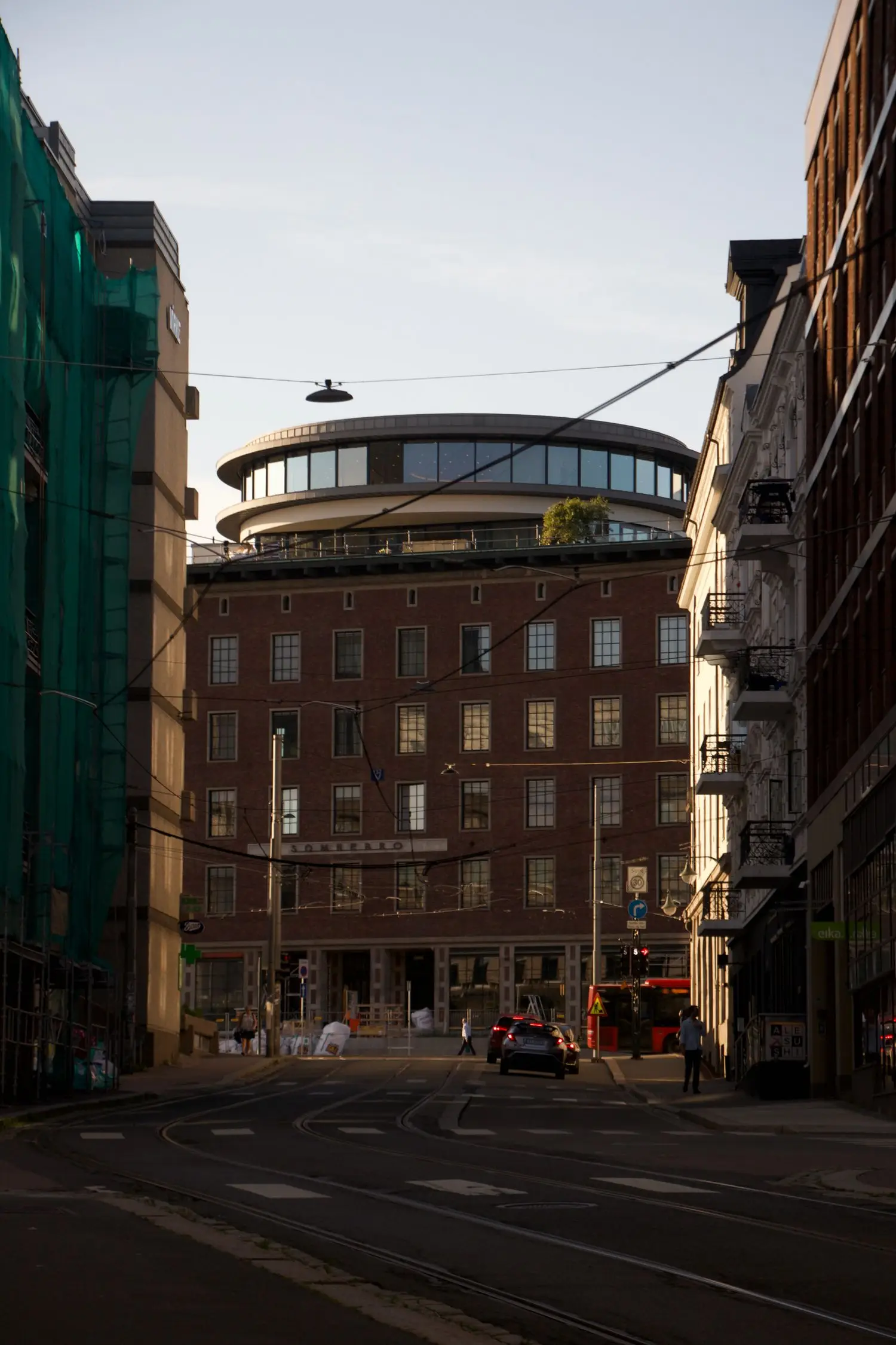 Velorianroyaldining sisäänkäynti Helsingissä